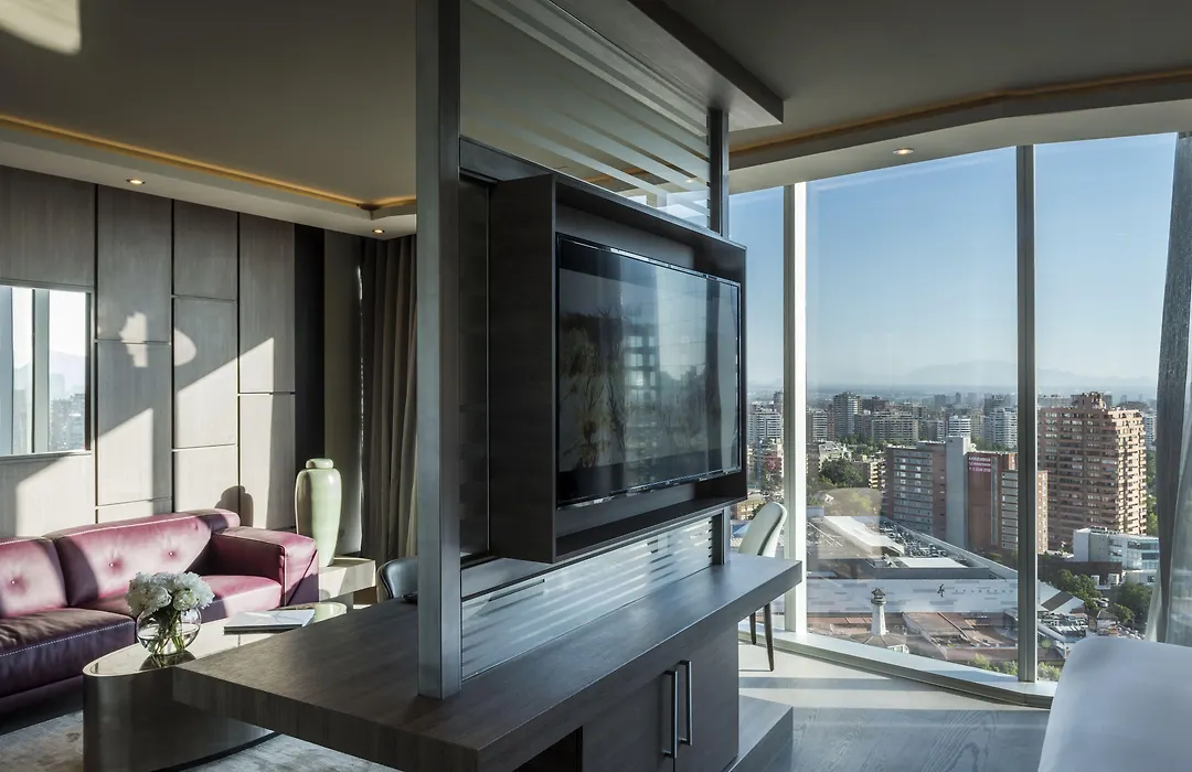 Icon Hotel-1