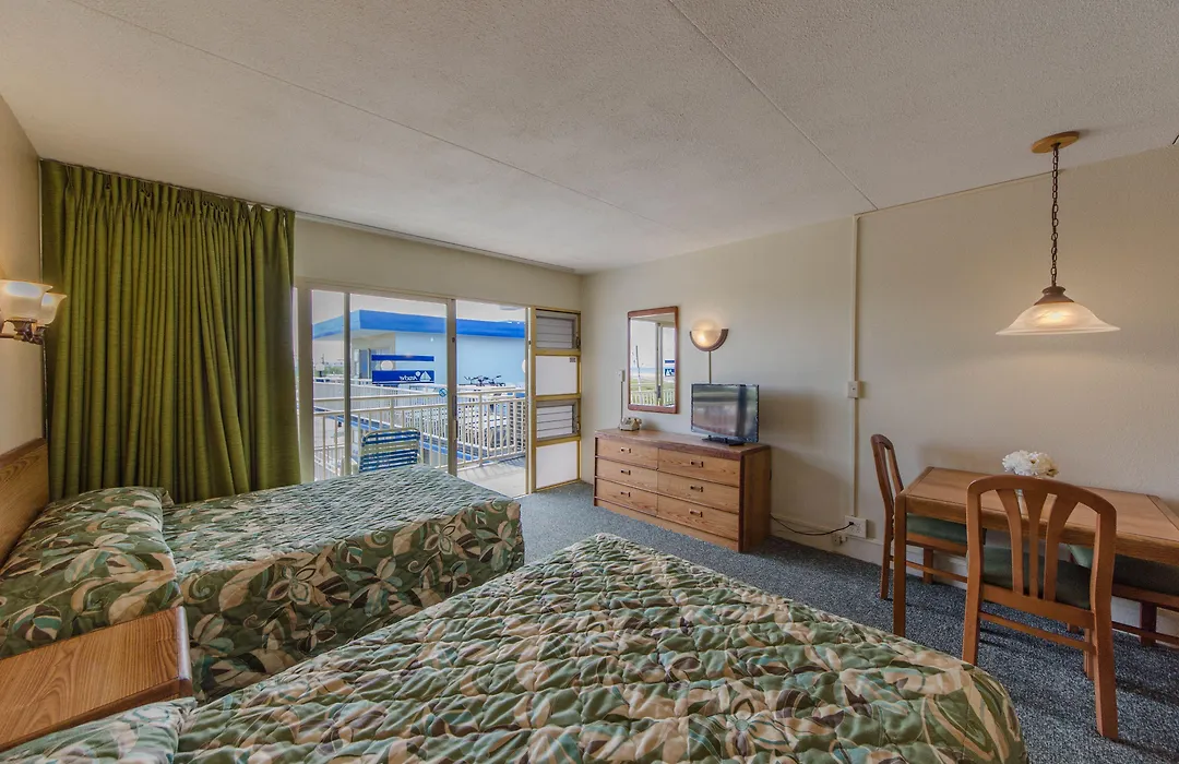 Attache Motel-1