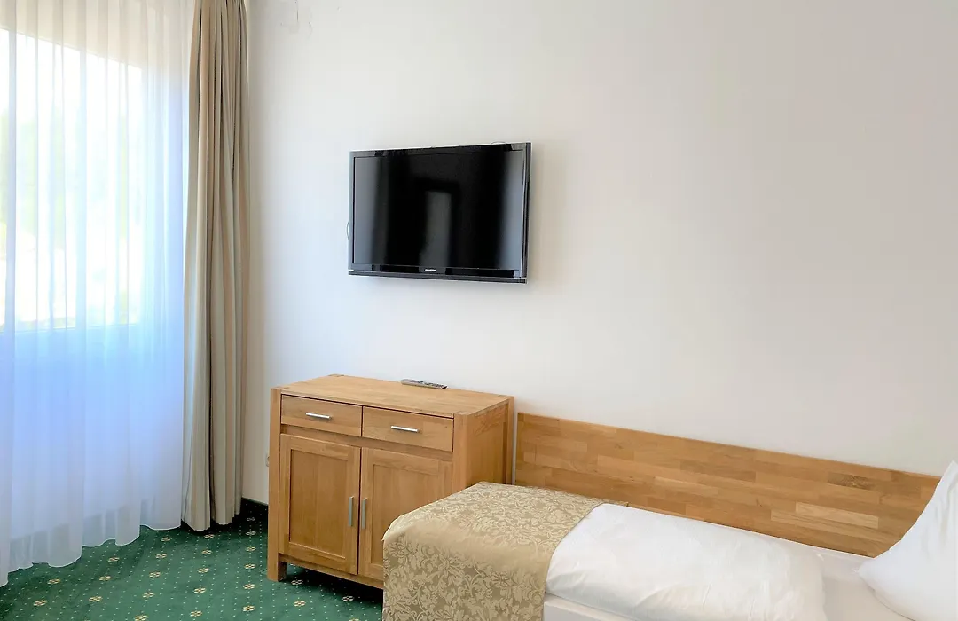 Hotel Schwabenwirt-1