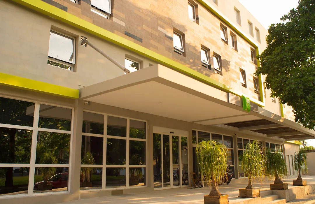 Golden Tulip Guarujá - Antigo Delphin Surf Hotel-1