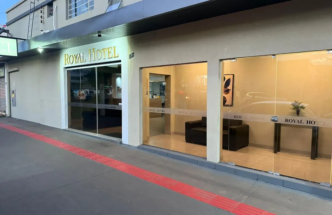 Royal Hotel-1