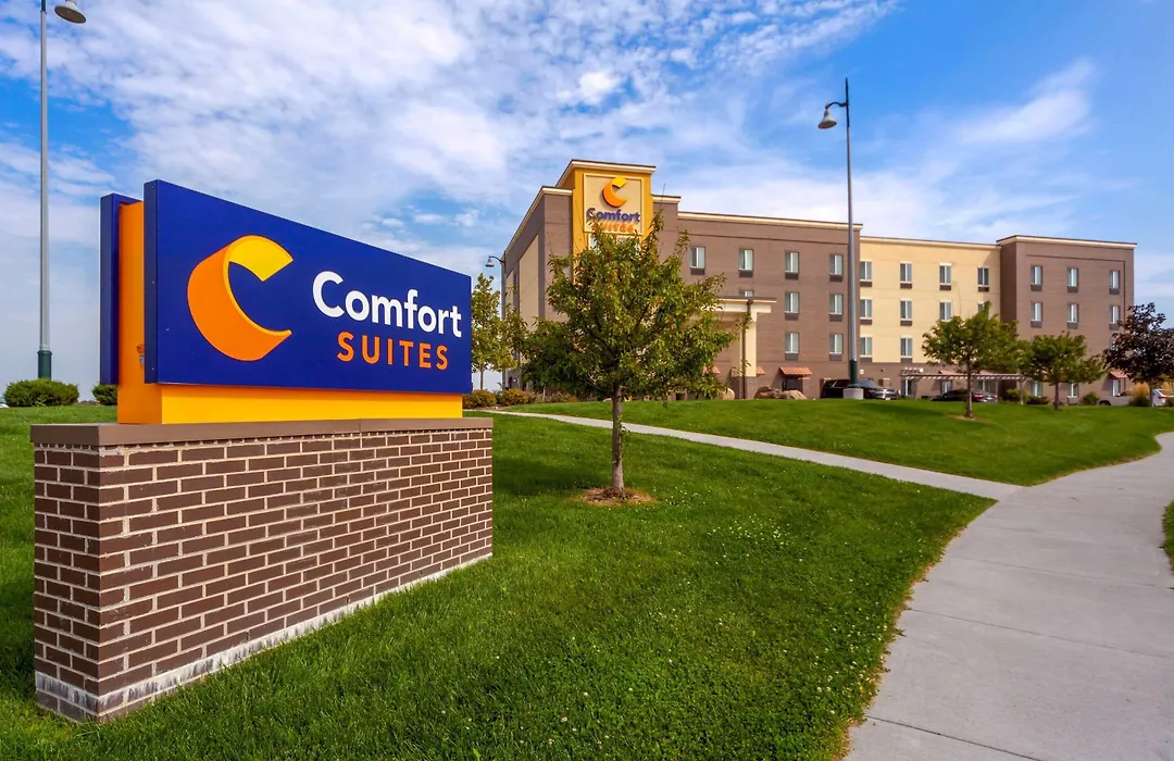 Comfort Suites-1