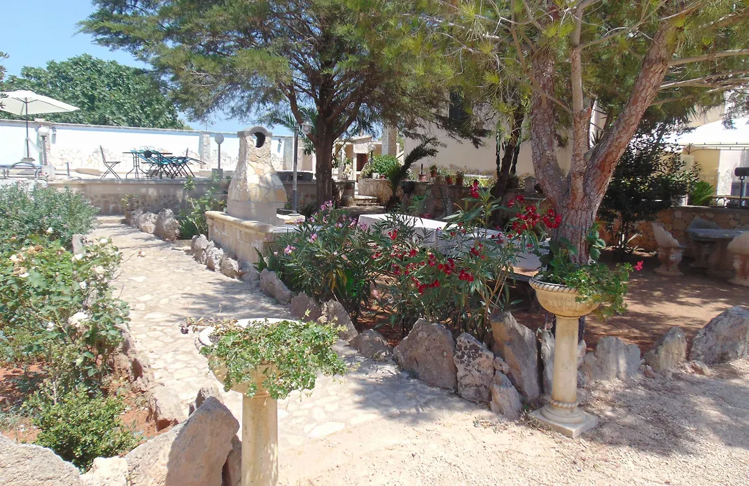 Alloggio In Villa Cristina B&B-1