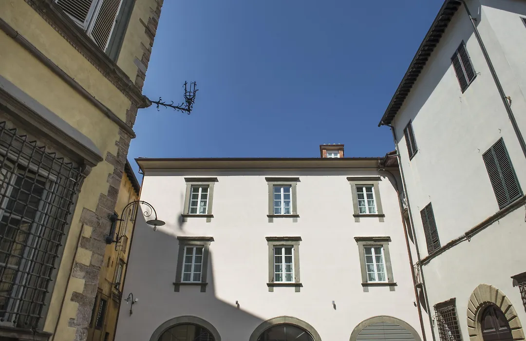 Palazzo Dipinto-1