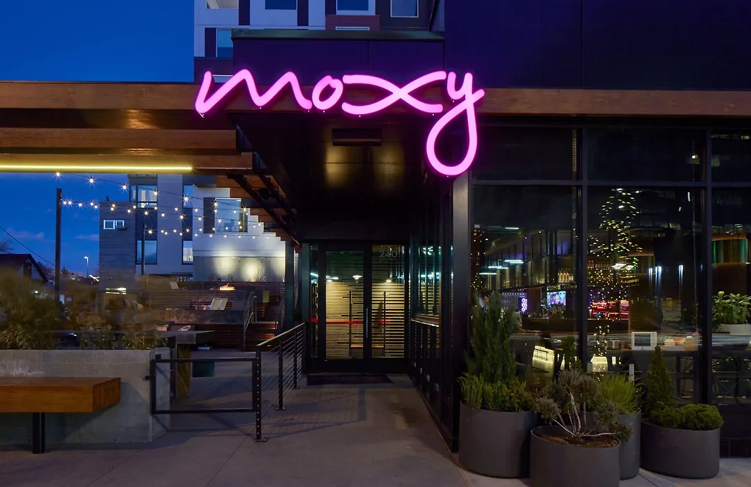 Moxy Denver Cherry Creek-1