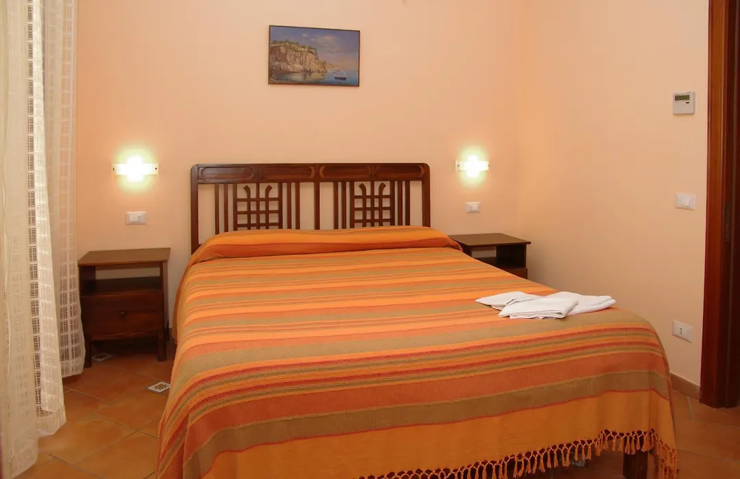 Dolcevitasorrento Guest House-1