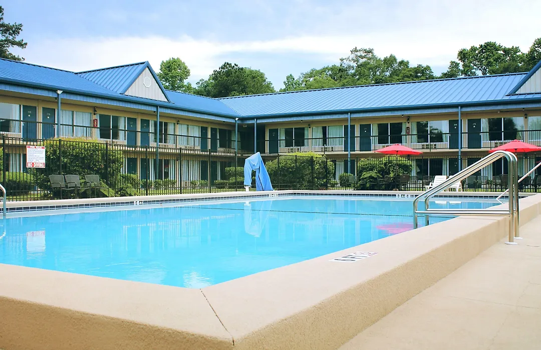 Residence Hub Inn And Suites-1