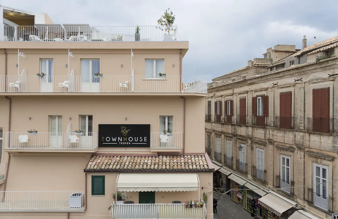 Townhouse Tropea-1