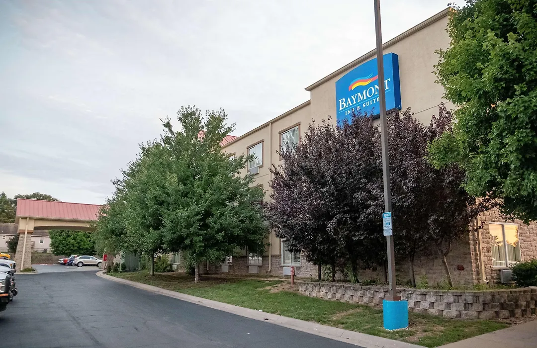 Baymont By Wyndham Springfield I-44-1
