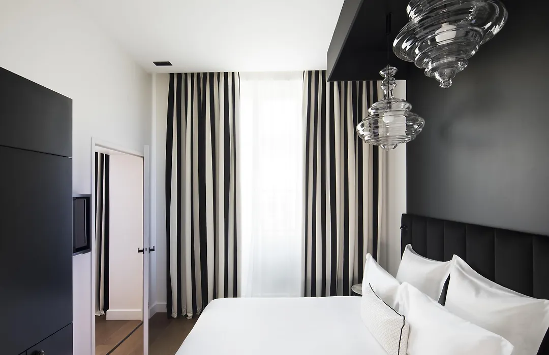 Hotel Cardinal Bordeaux Centre-1