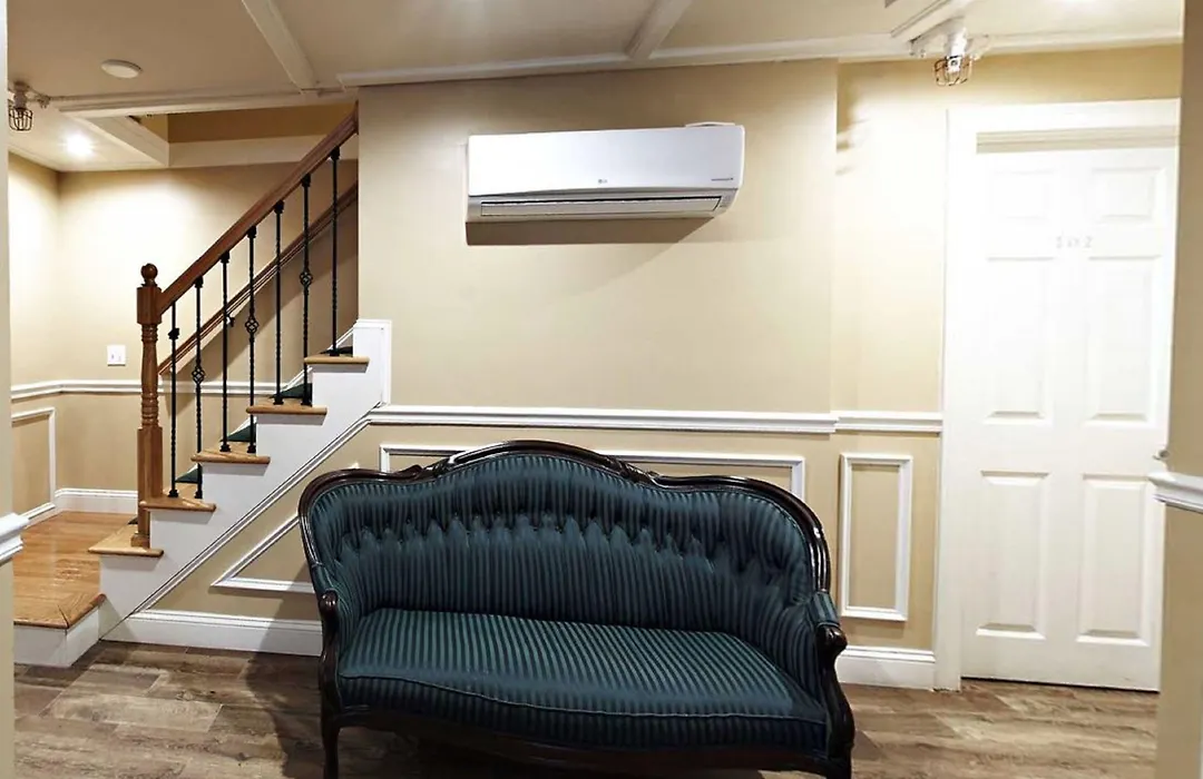 Bellevue Manor-1