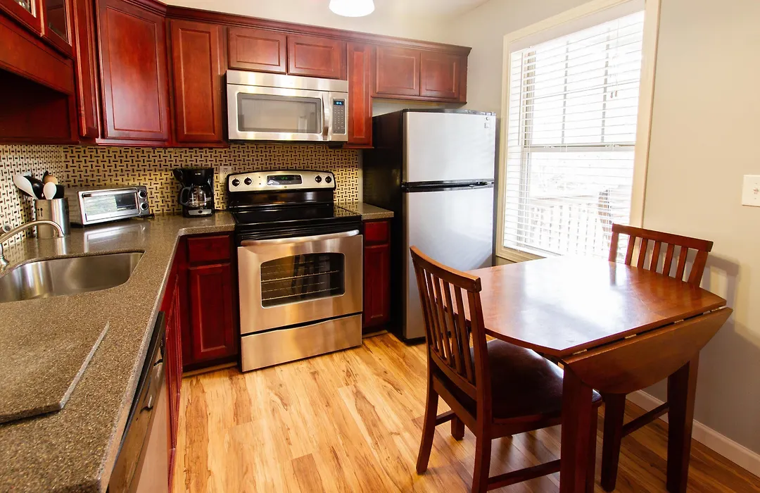 The Dahlonega Square Hotel-1