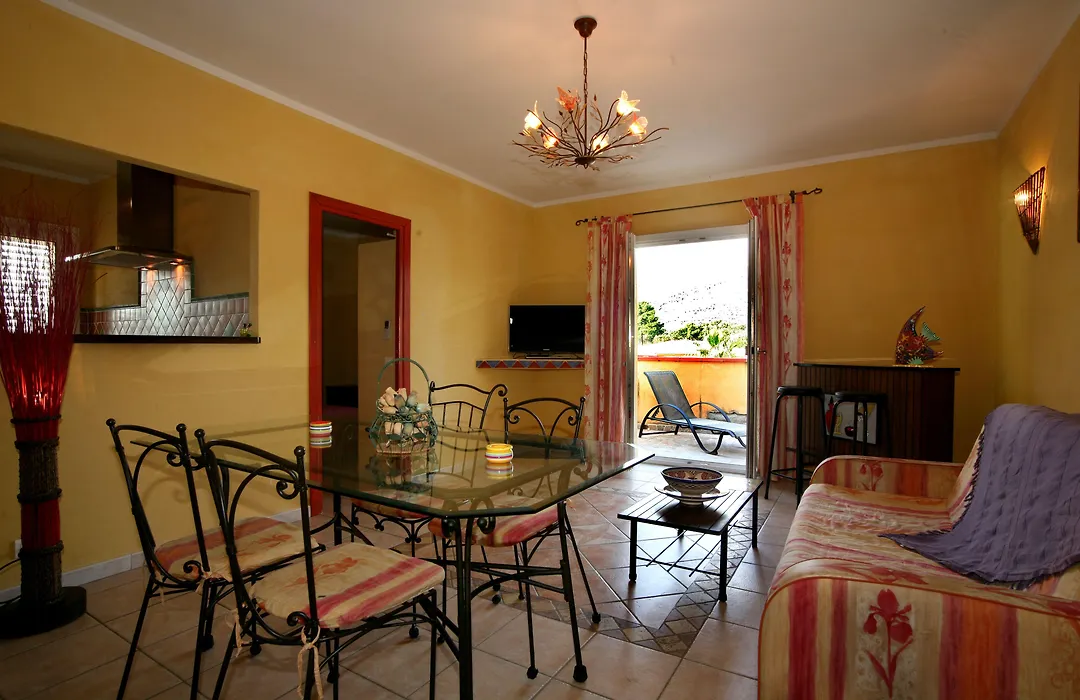 Hotel Du Pont De L'Oso-1
