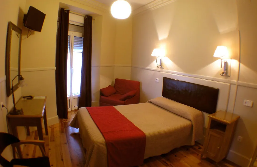 Hostal Canovas-1