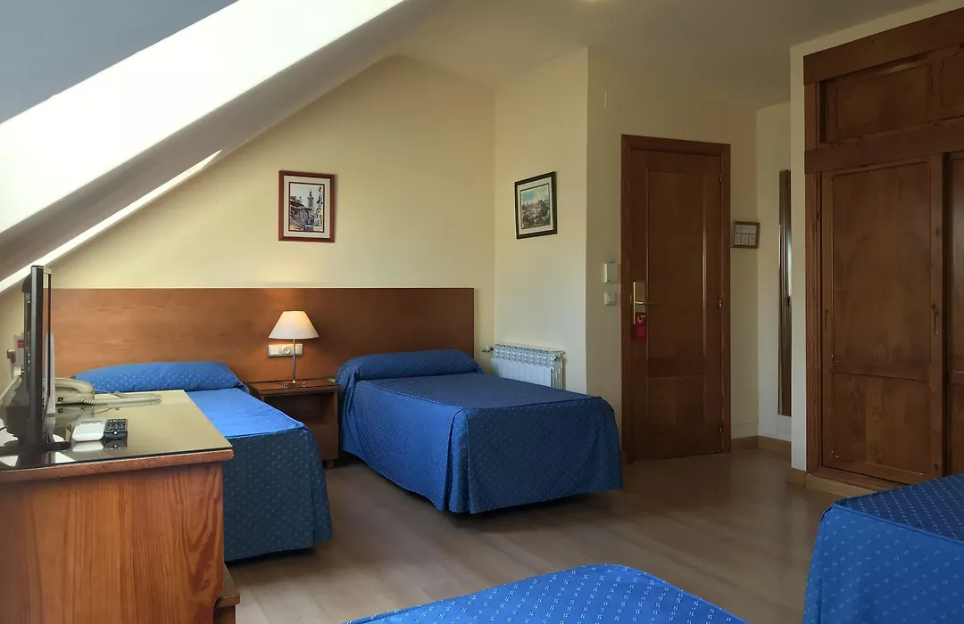 Hostal Santo Tomé-1