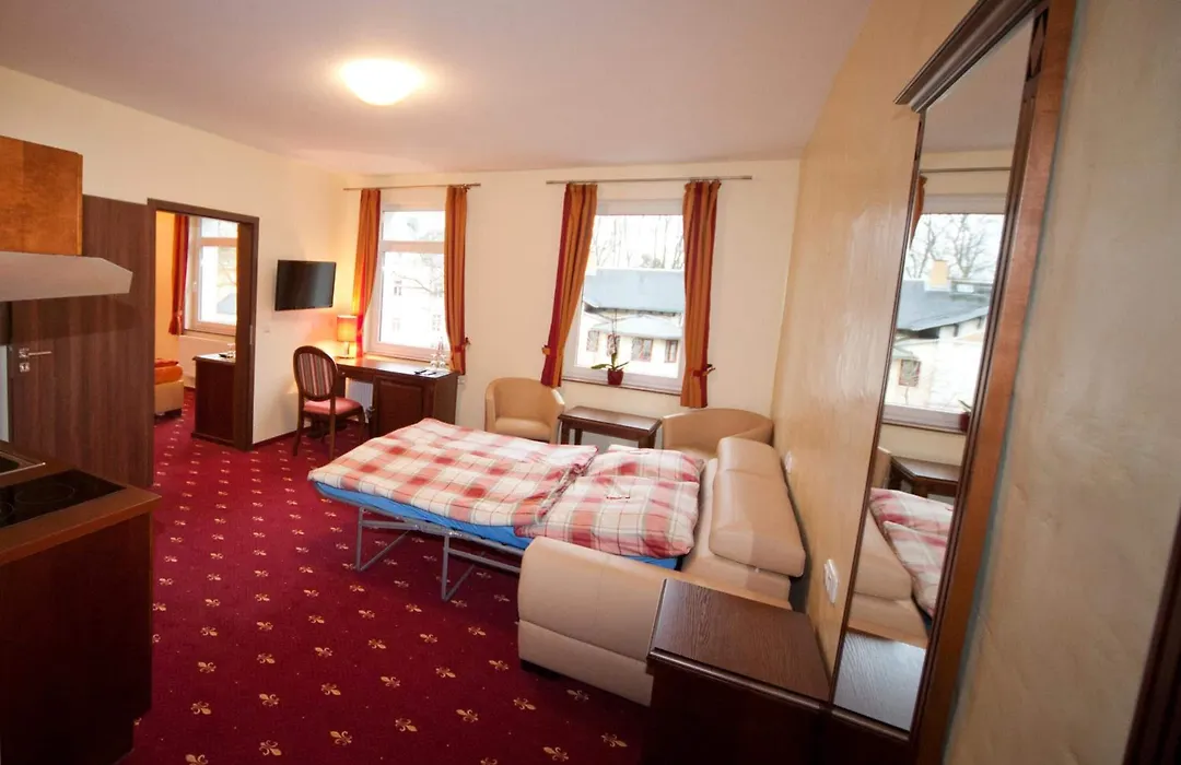 Hotel Medaillon-1