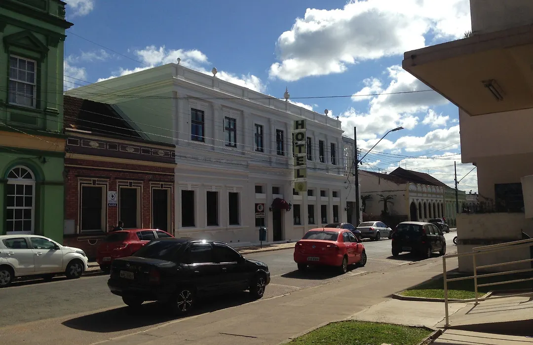 Central Palace Hotel-1