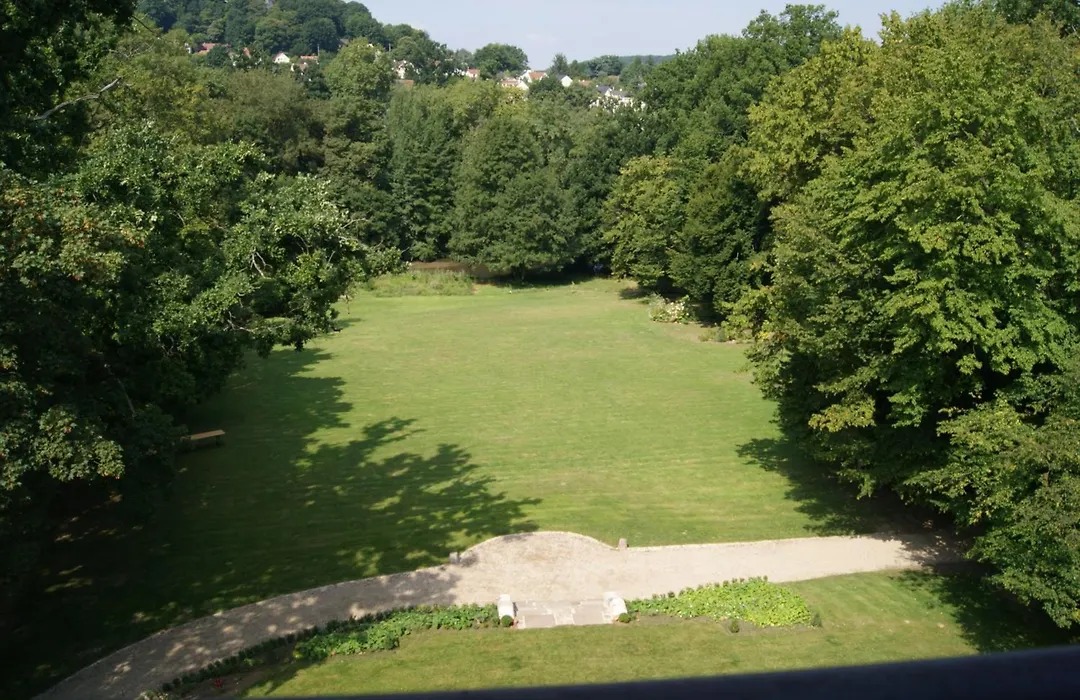 Le Chateau De La Vierge-1