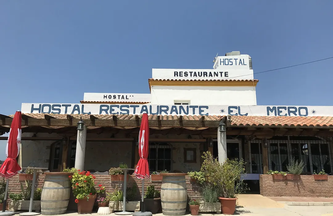 Hostal Cafeteria El Mero-1