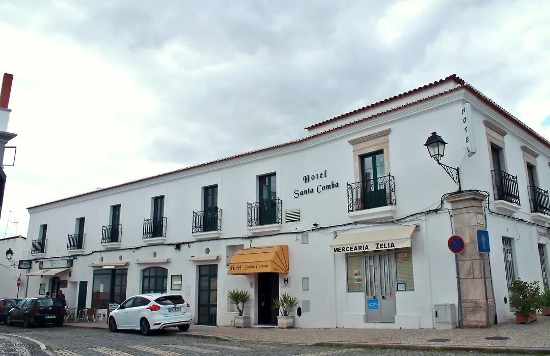 Hotel Santa Comba-1