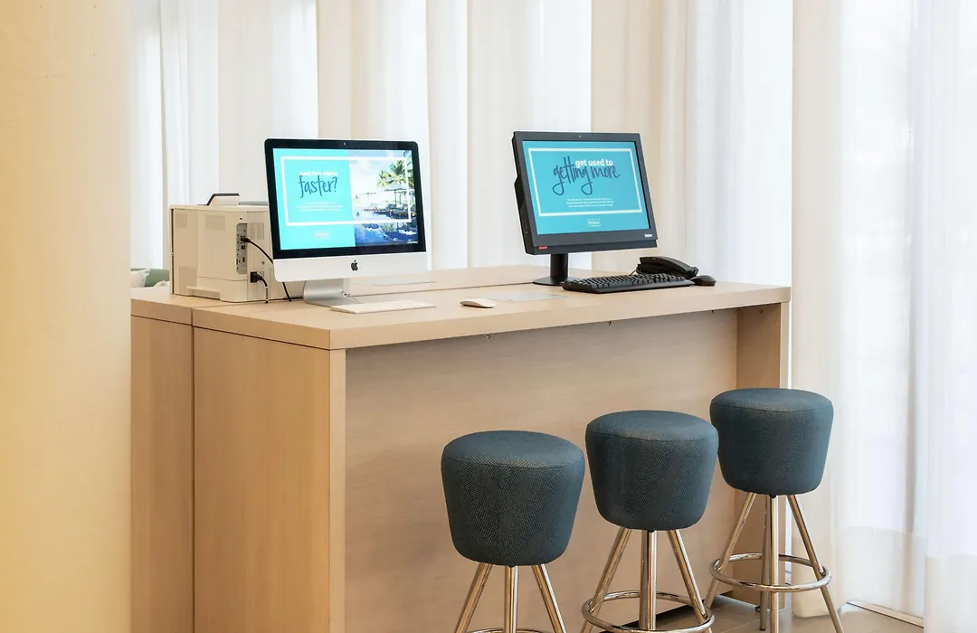Doubletree By Hilton Miami Doral-1