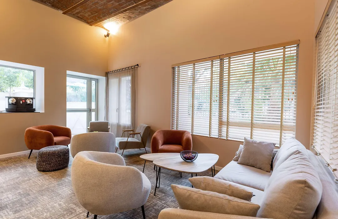 Best Western Hotel & Spa Coeur De Cassis-1