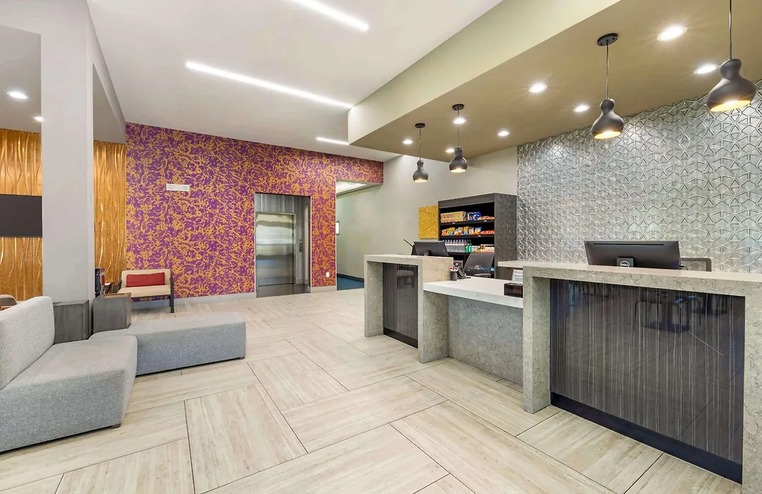 Best Western Plus Temecula Wine Country Hotel & Suites-1