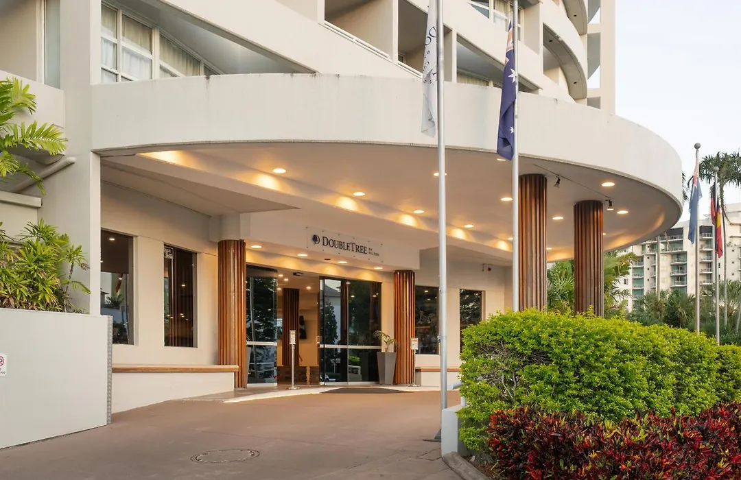 Doubletree By Hilton Cairns-1