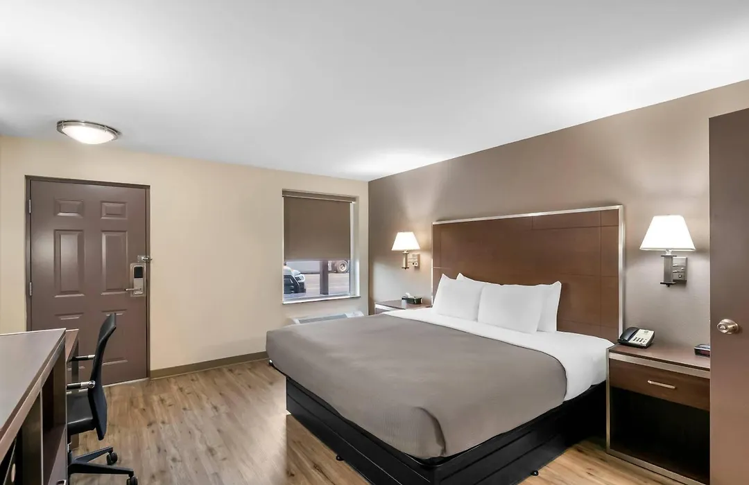 Quality Inn Waterbury East-1