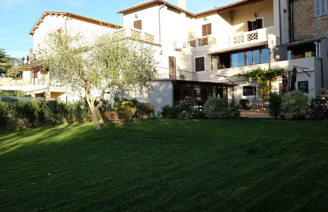 La Rocca Guest House & Spa-1