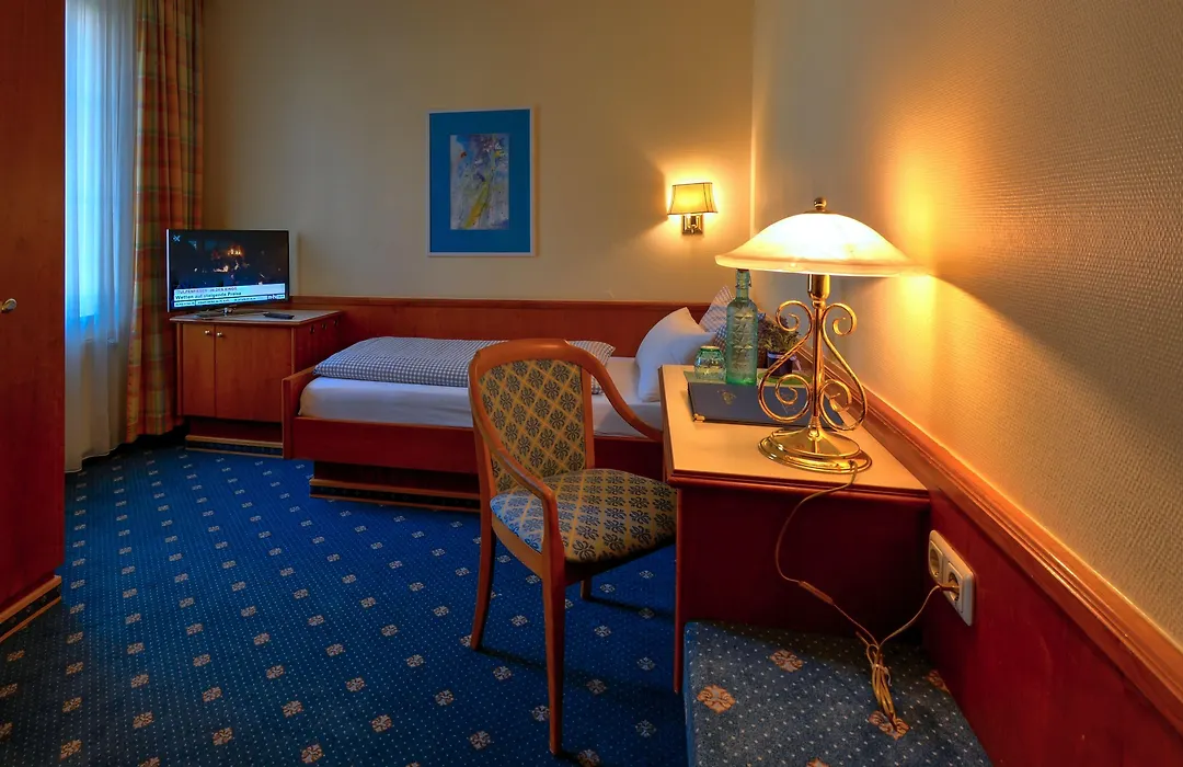 Hotel Starnberger See-1