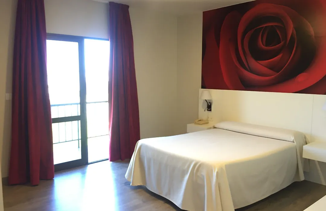 Hotel Santome-1