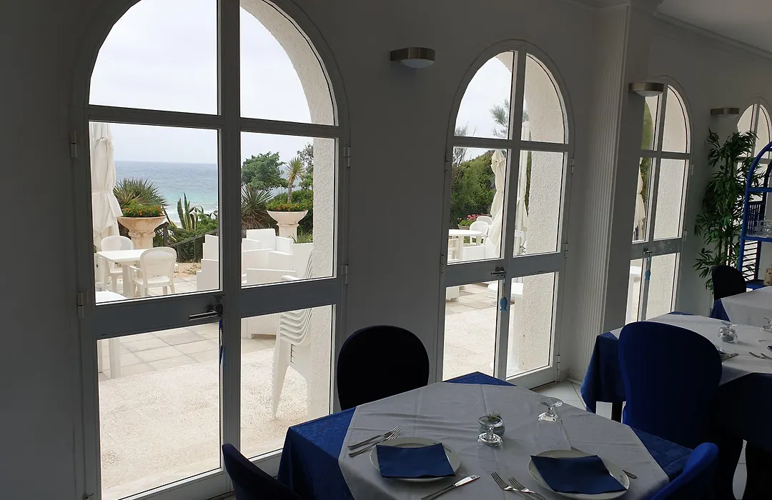Hotel Caraibisiaco sul mare-1
