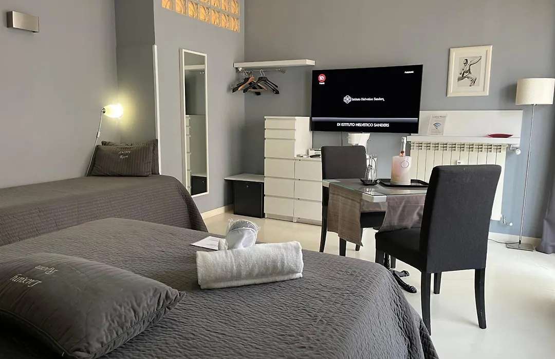 Gardenia Luxury Room-1