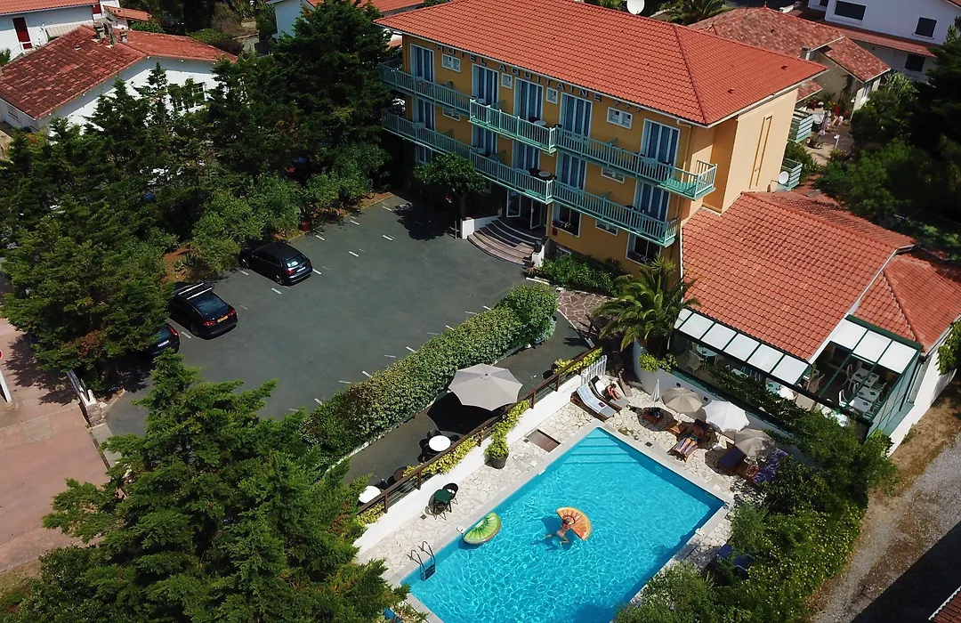 Hotel Aquitaine-1