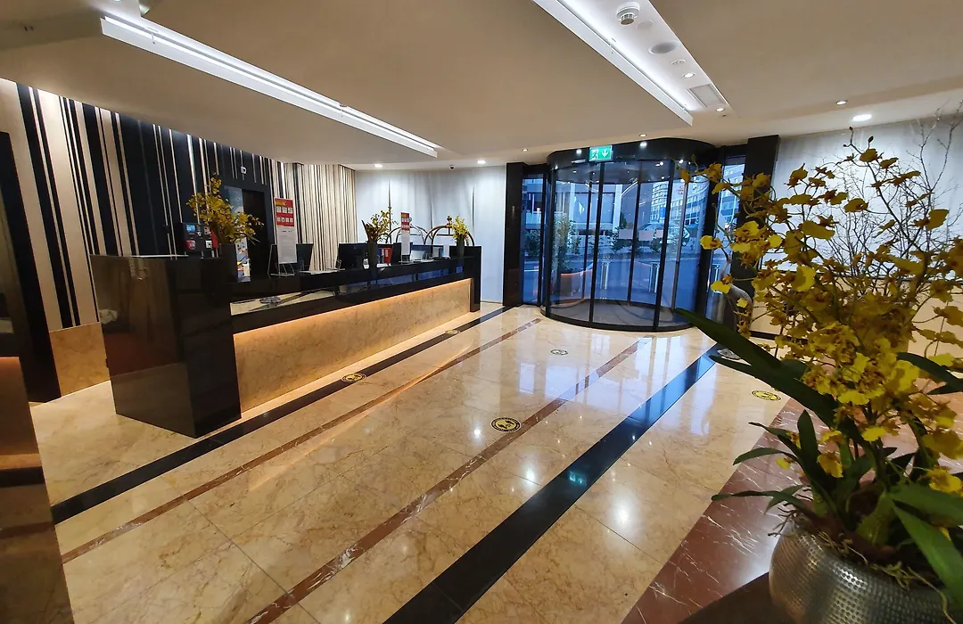 Nash Suites Airport Hotel-1