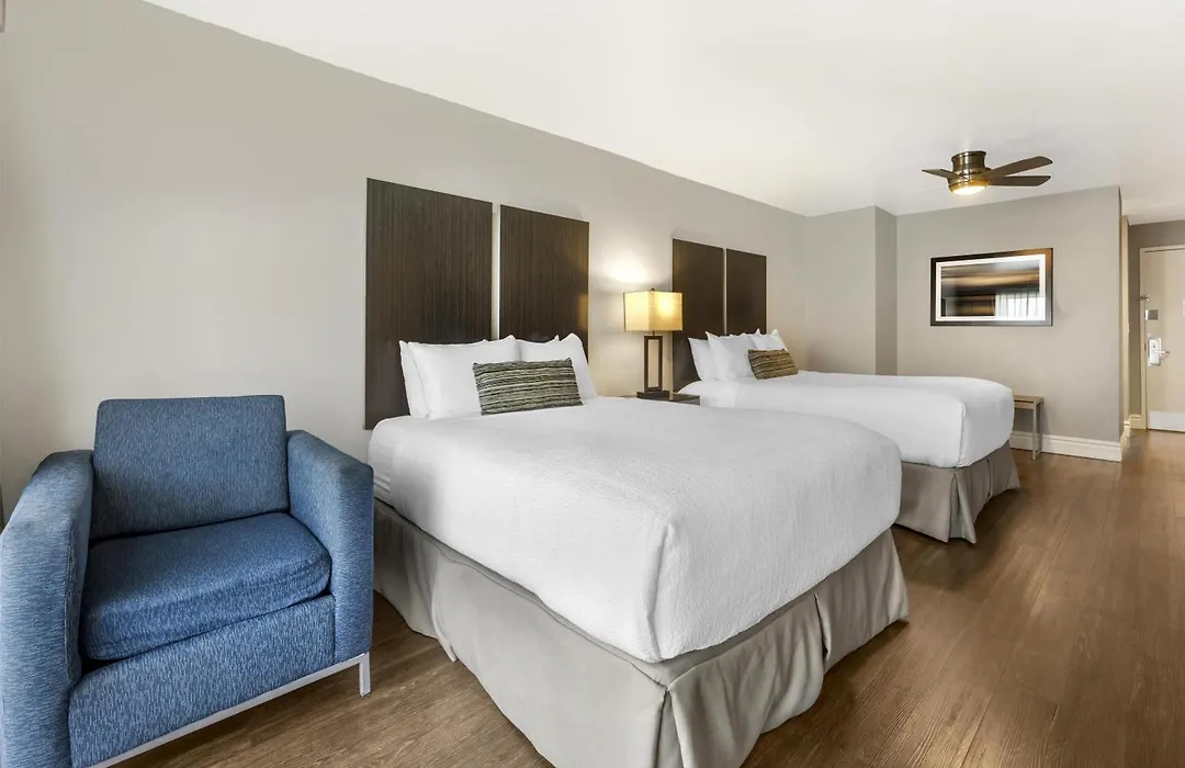 Best Western Pier Point Inn-1