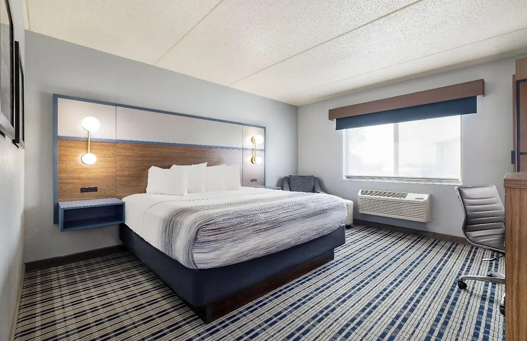 Americinn By Wyndham Chamberlain Conference Center-1
