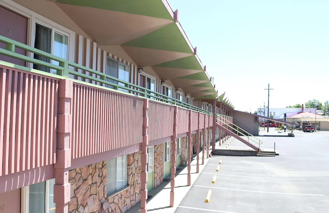 Dreamers Lodge-1