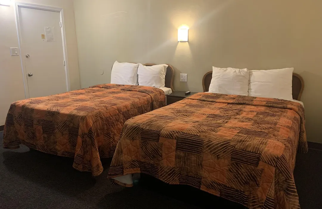 Ventura Beach House Motel-1