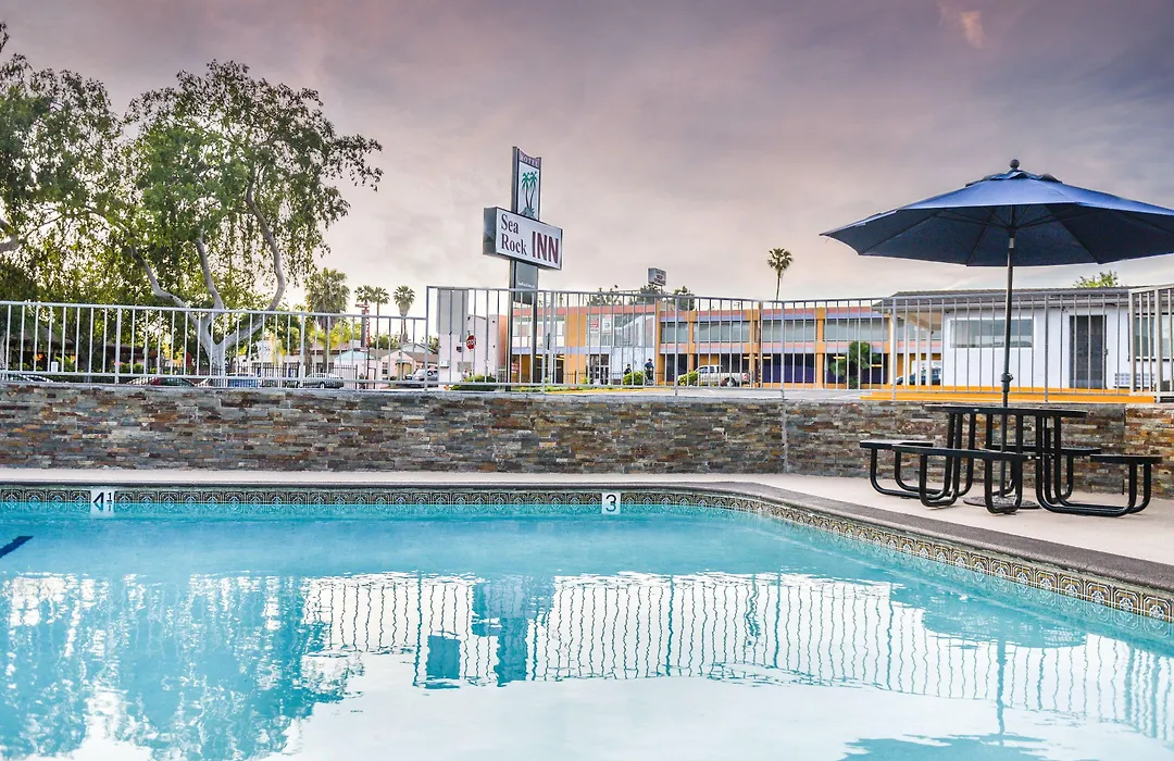 Sea Rock Inn - Long Beach-1