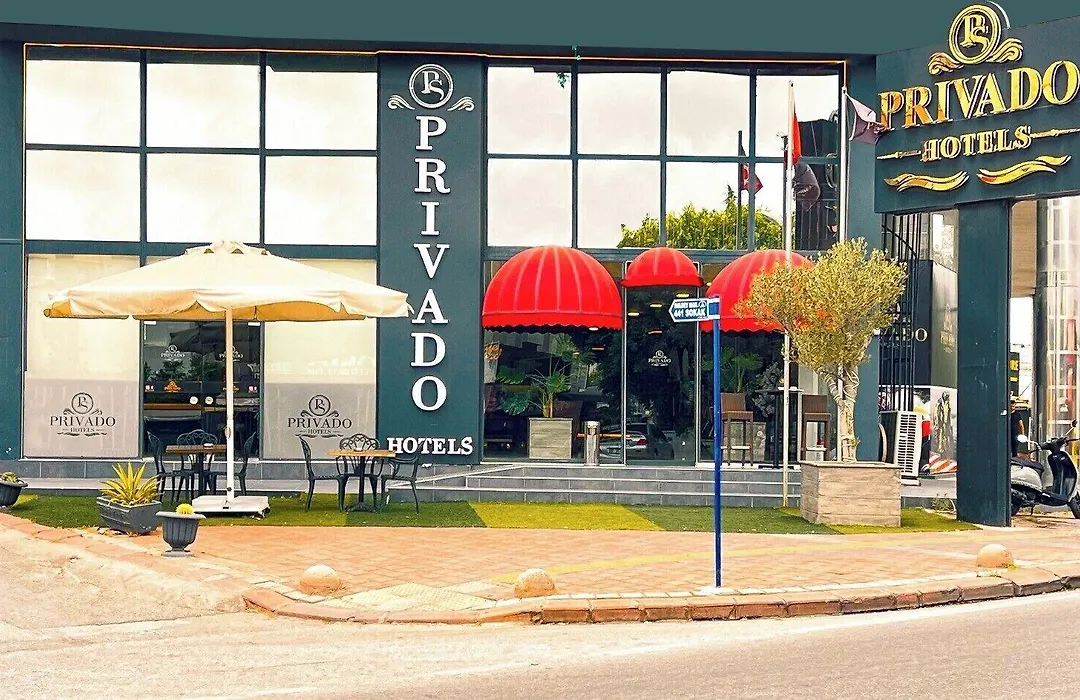 Privado Hotels-1