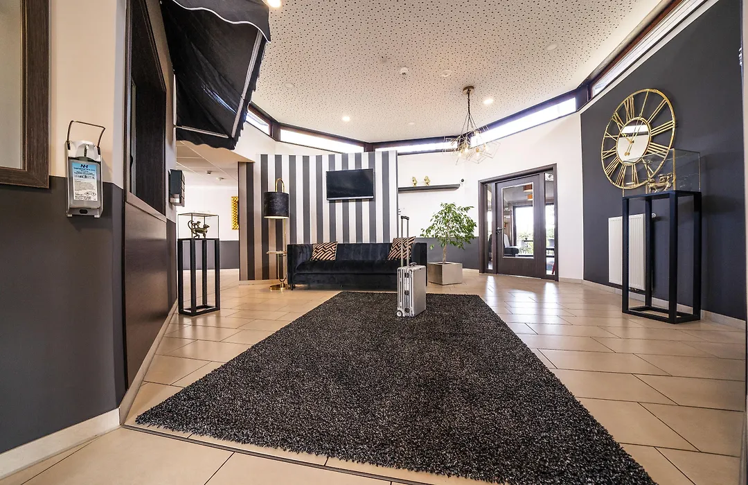 Hotel TiekZwei - Ihr Studiohotel-1