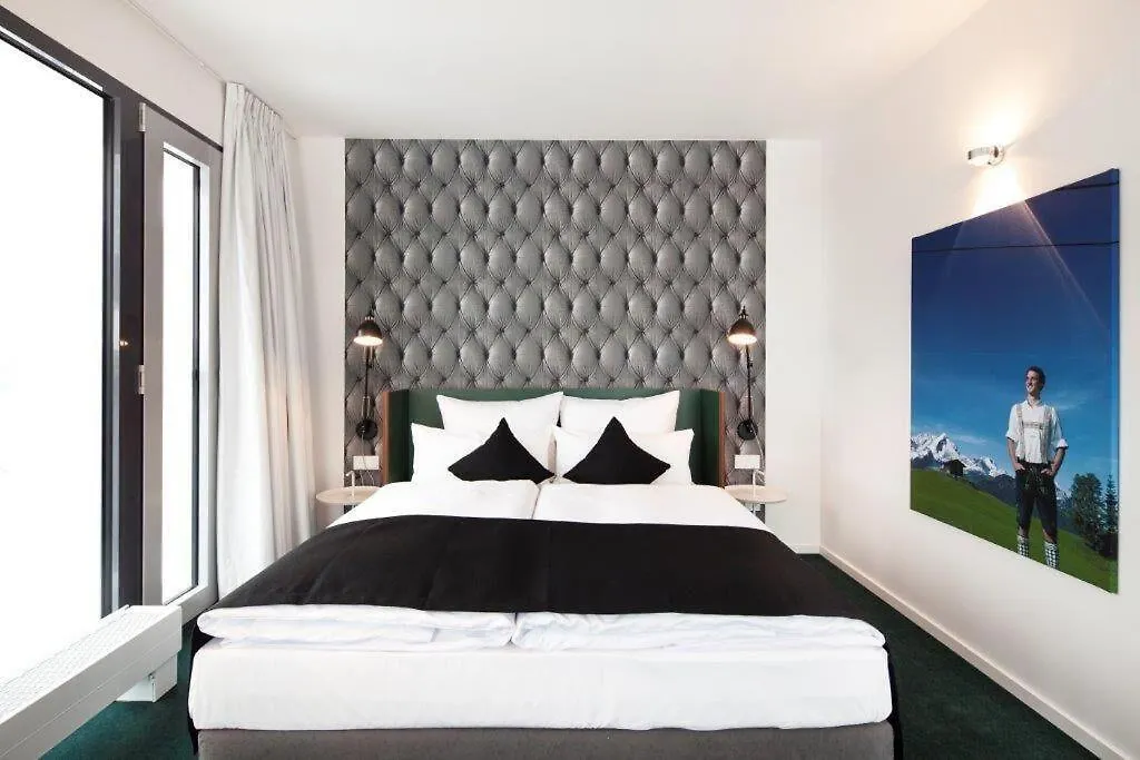 Pandion Boardinghouse-1
