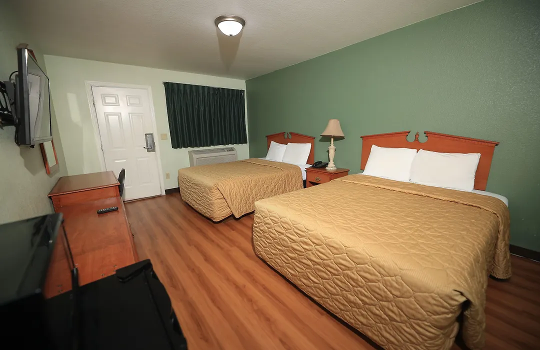 Texas Inn Waxahachie-1