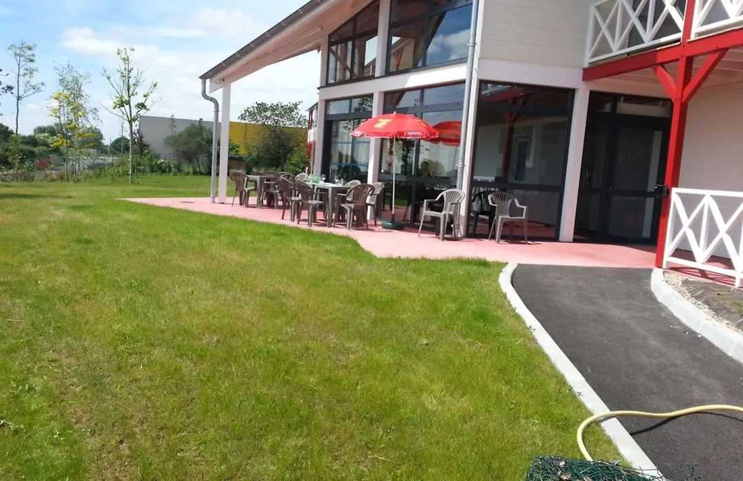 Fasthotel Montmarault-1