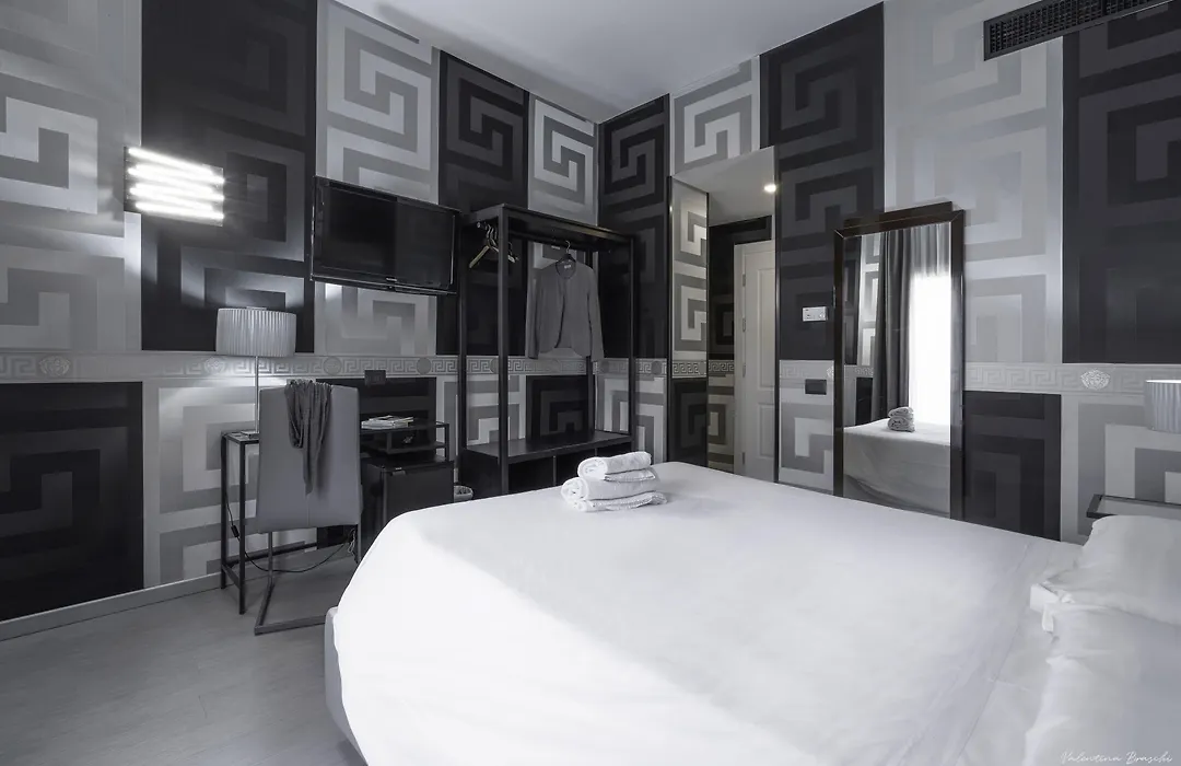 Hotel Deco-1