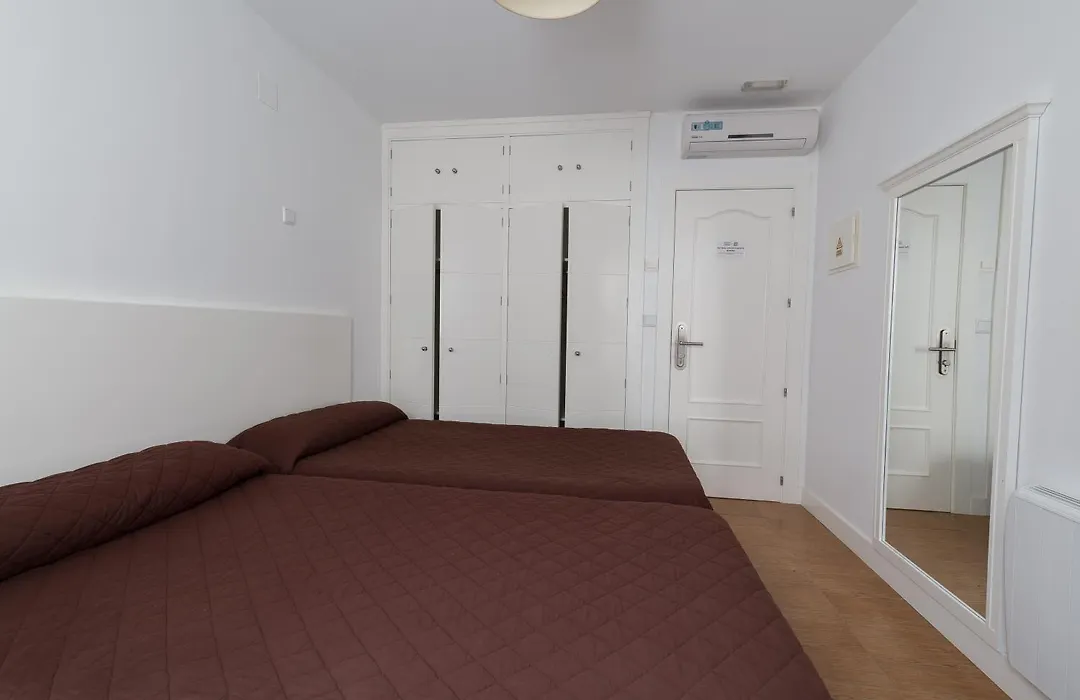 Hostal Misericordia-1
