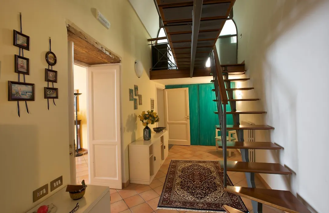 La Casa Di Donn'Amelia-1