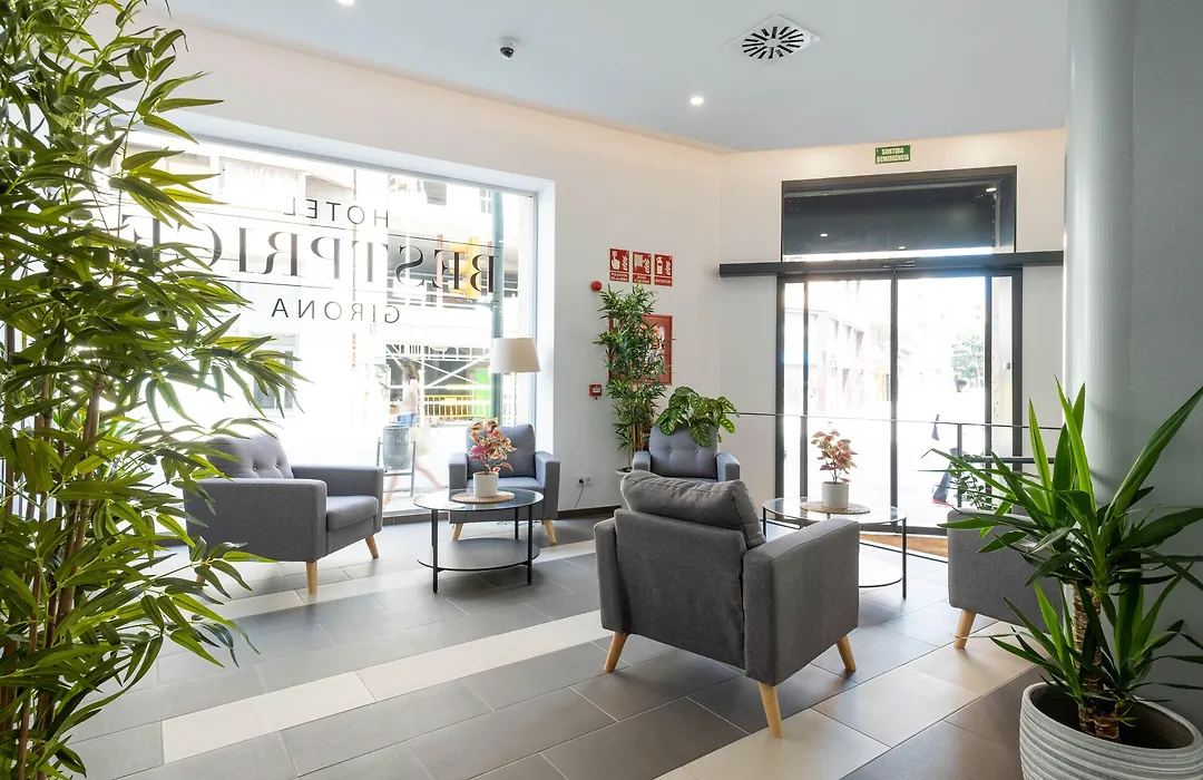 Hotel Bestprice Girona-1
